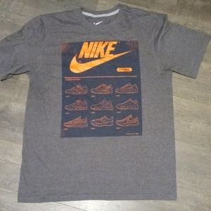 Nike air max shirt